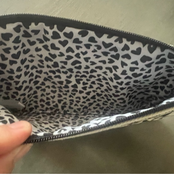 Brighton LOVE zip pouch - Picture 3 of 3